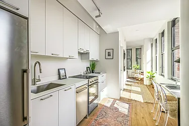 Rented by Triumph Property Group