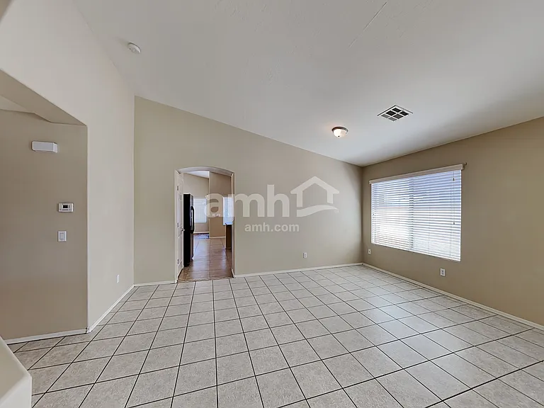 15219 W Post Dr — Photo 7