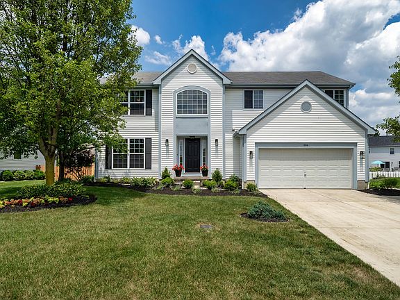 2nd image of 994 Royal Oak Dr