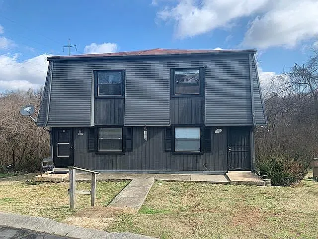 2 bed, 950 sqft, $1,500 — Photo 1
