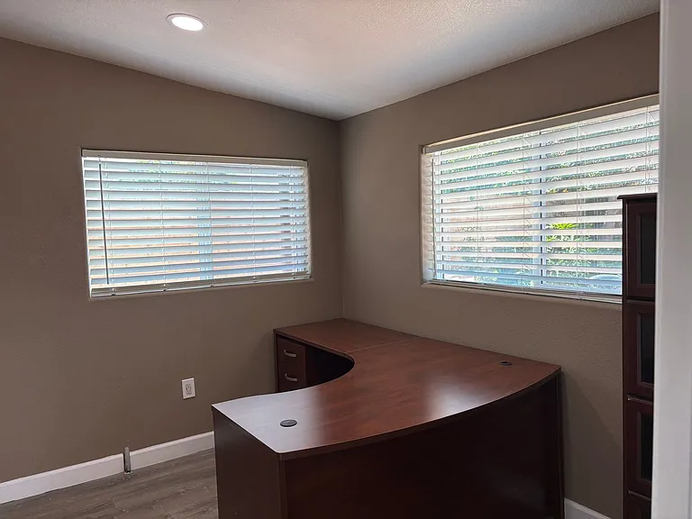 12859 Fenton Ave — Photo 25