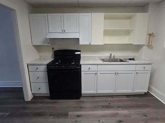 5th image of 1518 Newport Ave
