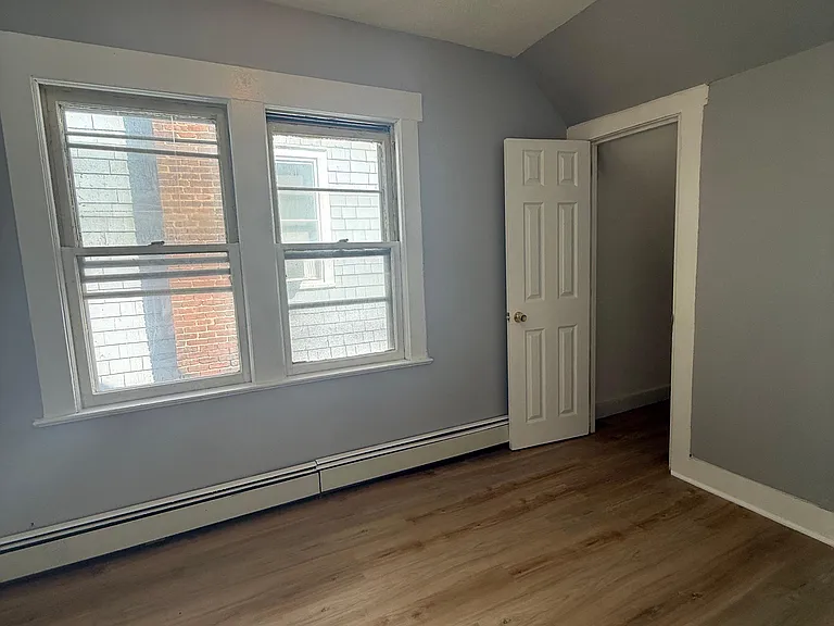 118 Maple Ave — Photo 7