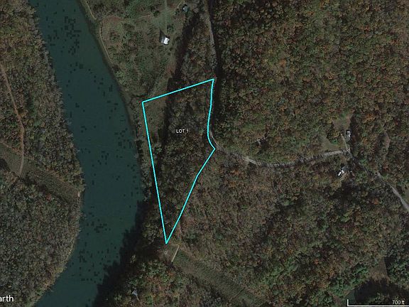 2nd image of 282 Blackburn Ln