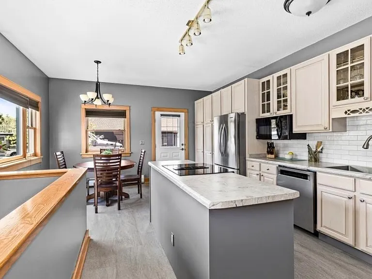 3775 Johnson Rd — Photo 14