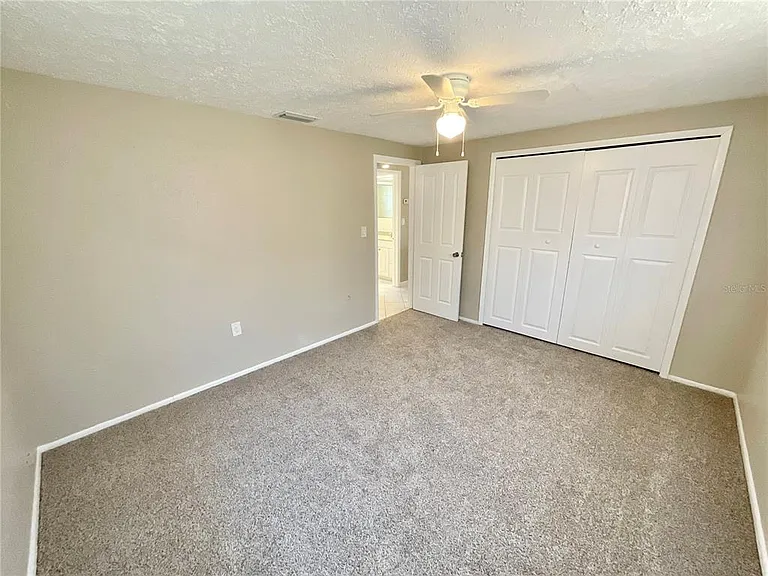 3054 Primrose Dr — Photo 7