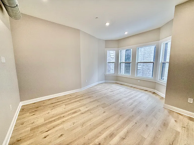 1032 N 48th St #D-1B — Photo 30