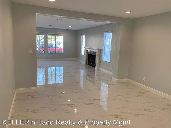 3rd image of 9305 Angelfish Dr