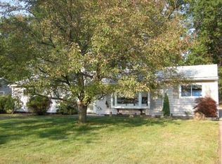 5871 Deborah Dr, North Ridgeville, OH 44039