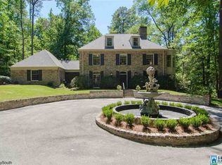 3315 Cherokee Rd, Mountain Brook, AL 35223