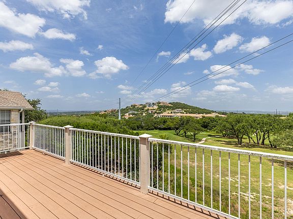 3rd image of 214 Golf Crest Ln