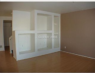 3rd image of 7632 Picnic St