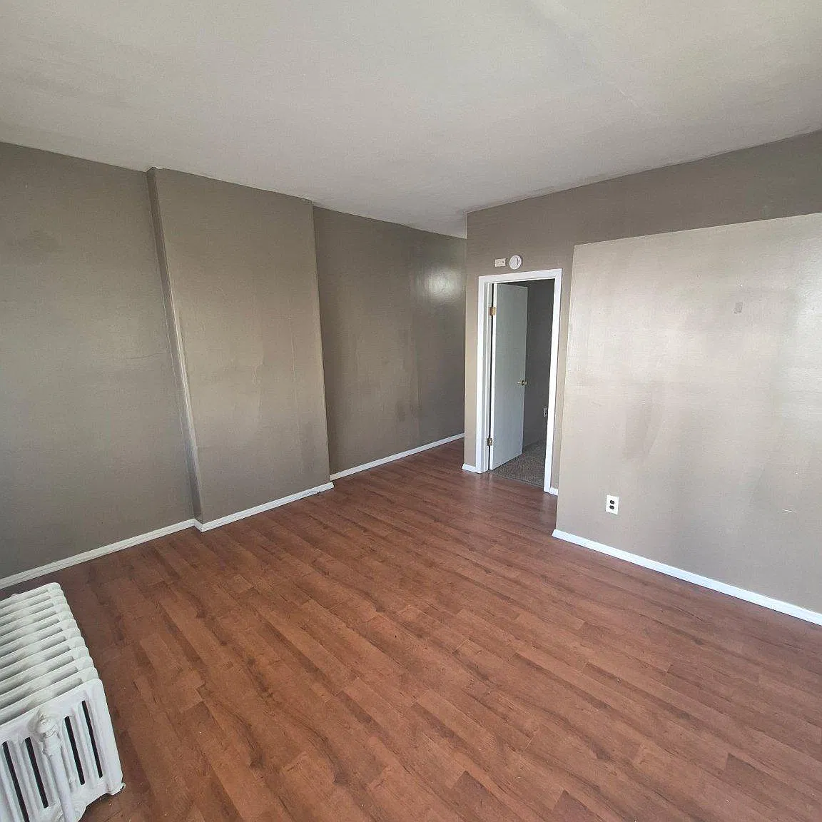 1 bed, 1.0 bath, 1200 sqft, $1,550 — Photo 3
