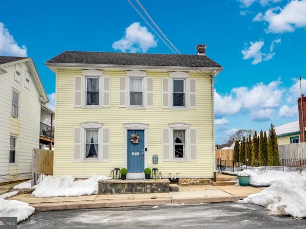 309 S Franklin St, Fleetwood, PA 19522
