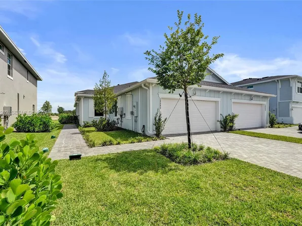 19593 Whispering Creek Rd, Loxahatchee, FL 33470