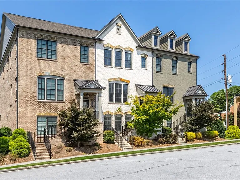 1871 Falling Sky Ct NE — Photo 2