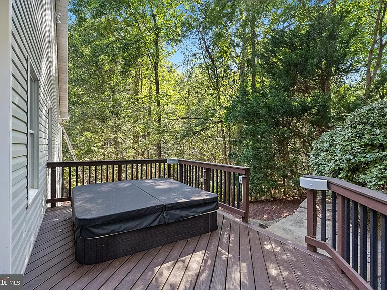 6601 Colchester Rd — Photo 45