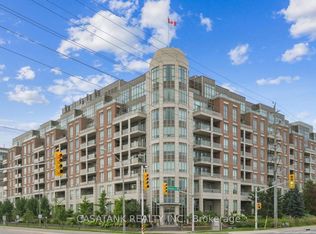 2480 Prince Michael Dr #720, Oakville, ON L6H 0H1