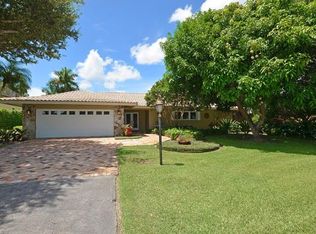 632 Parkview Ln, Naples, FL 34103