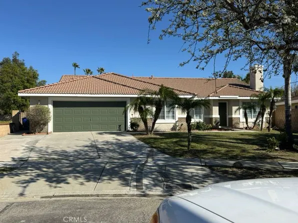 9135 Boxwood Ave, Fontana, CA 92335