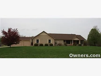 5084 Hill Valley Dr photo 1