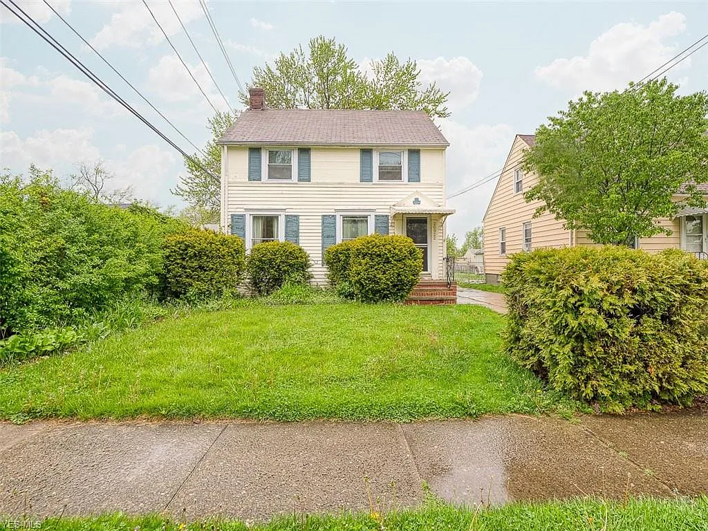 20922 Westwood Ave photo 1