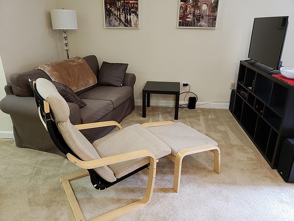 4th image of 1011 Arlington Blvd APT 945