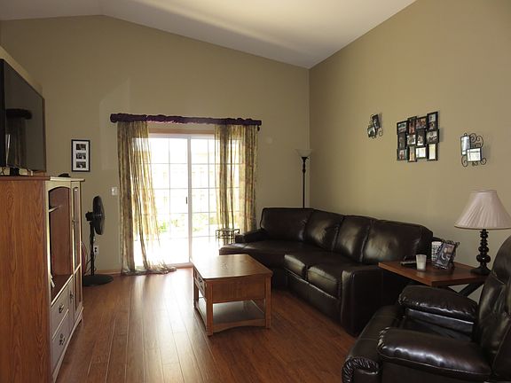 5th image of 1949 27th Ave #16