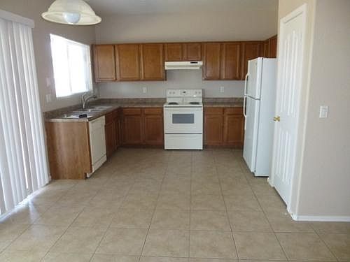 4th image of 3514 W Thurman Dr