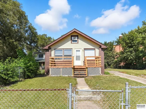 1506 Fort St, Omaha, NE 68110