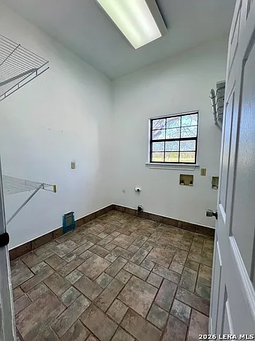 468 Weyrich Farms Rd — Photo 17