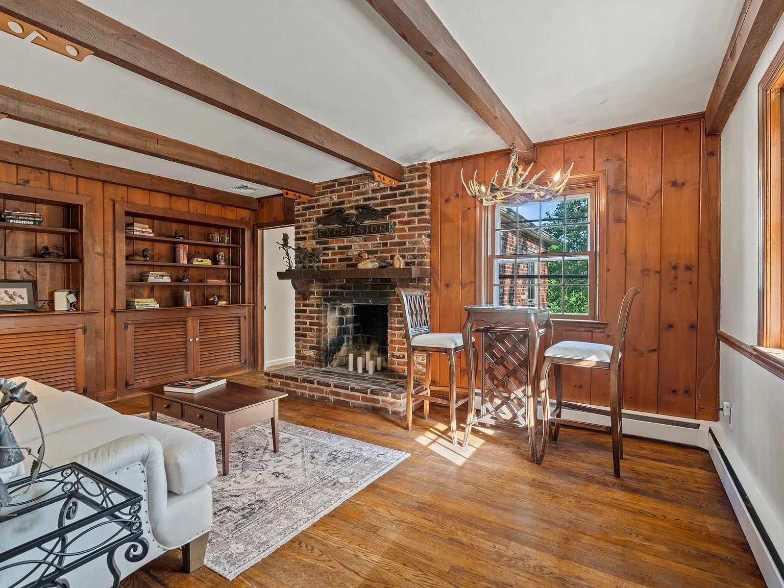 4 bed, 4000 sqft, $12,000 — Photo 3