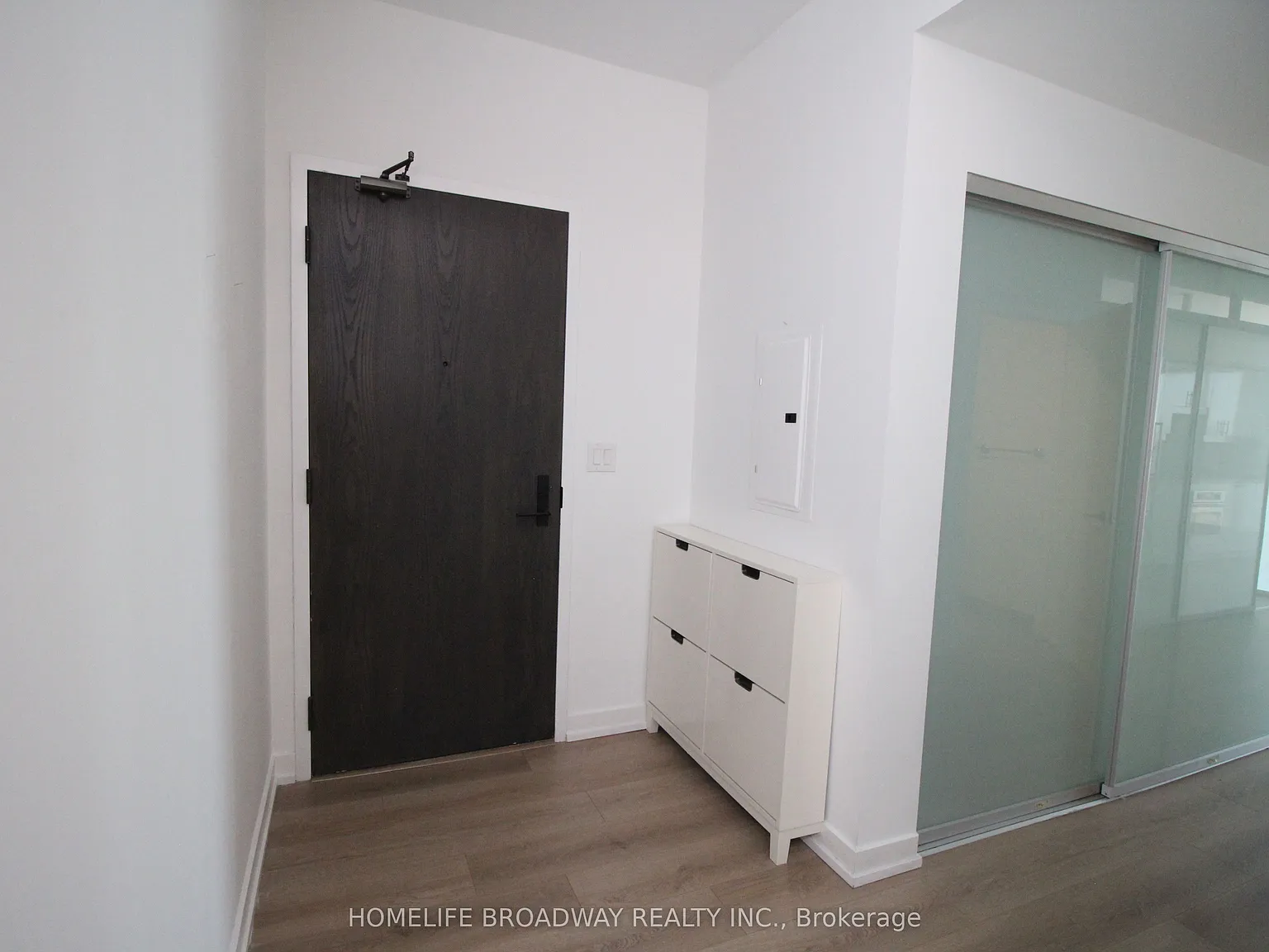 2 bed, $2,800 — Photo 2