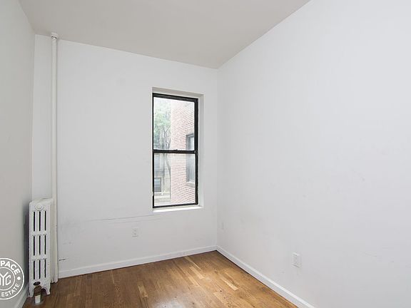 4th image of 961 42nd St APT B3