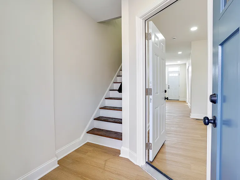 4301 Shamrock Ave #1 — Photo 2