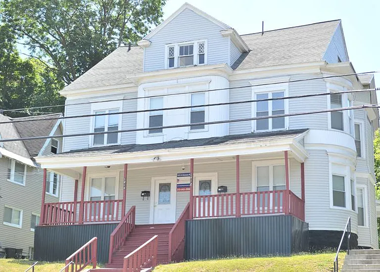 1412 E Genesee St — Photo 1