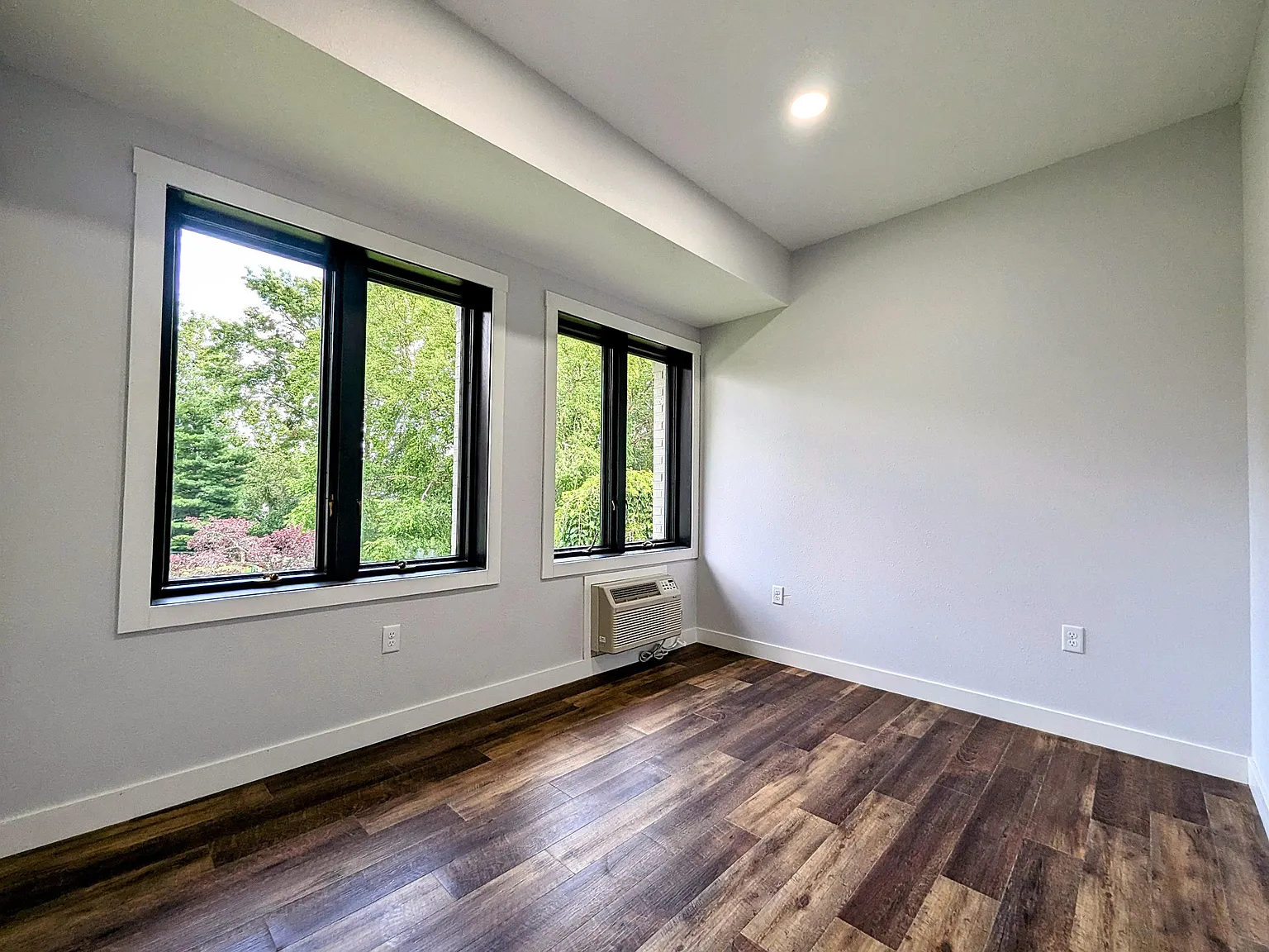 Mid North Flats at Jefferson - 24 — Photo 4