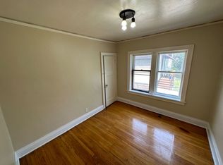 4720 N 37th St APT 4, Milwaukee, WI 53209