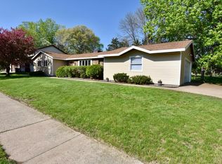 1121 Oak Ave N, Onalaska, WI 54650