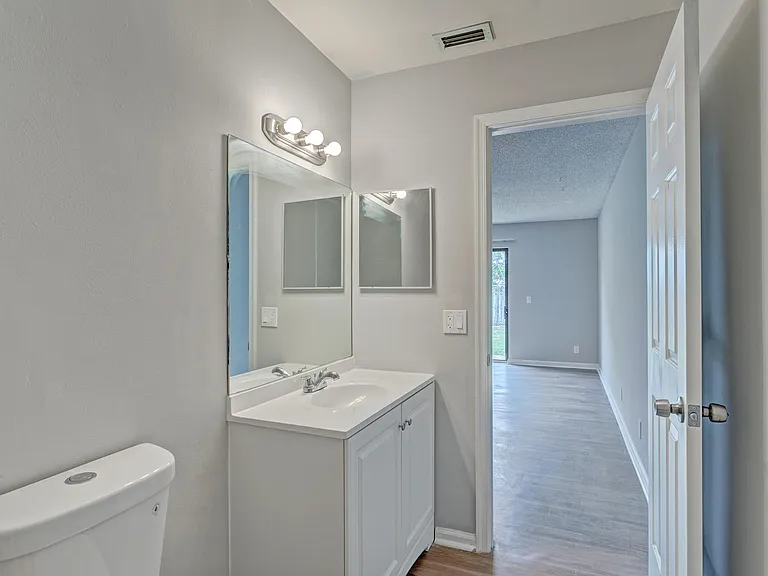 9186 Roan Ln — Photo 16