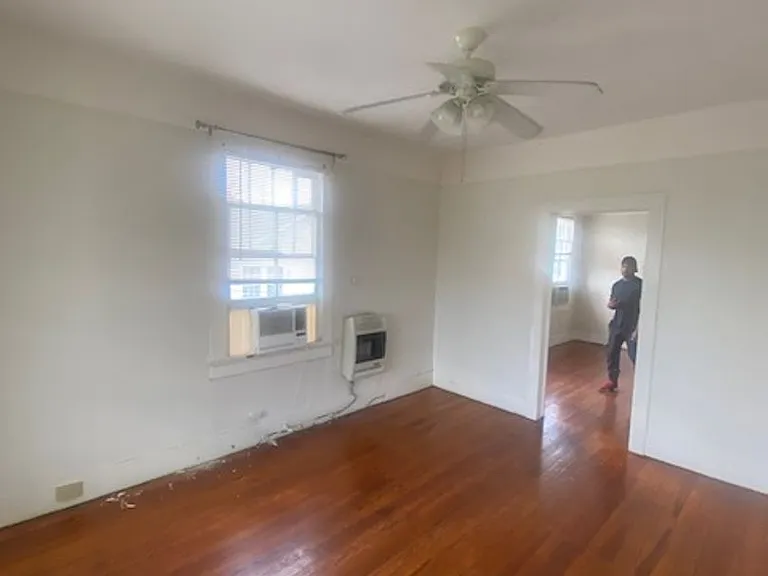 4616 Conti St — Photo 2