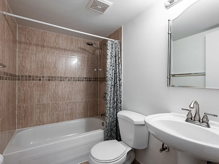 1864 Frances St #101 — Photo 13