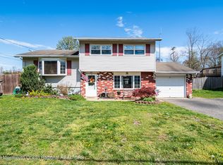 26 Brookwood Pkwy, Jackson, NJ 08527