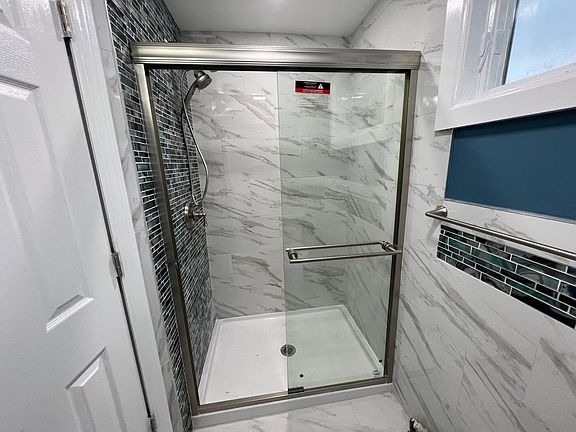 3rd image of 112 Perry Ave Floor 1