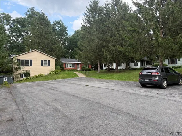 341 Maple St, Oswego, NY 13126