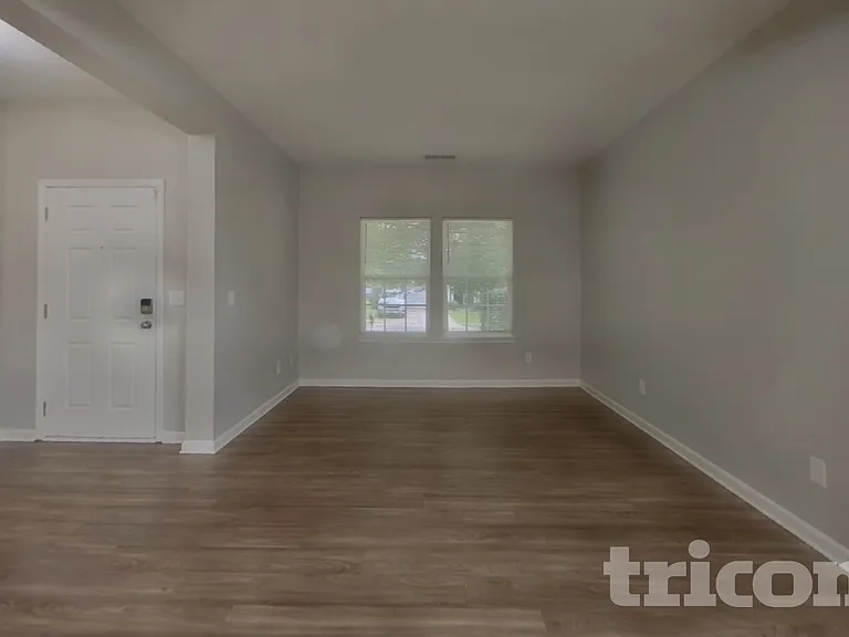 6909 Barefoot Forest Dr — Photo 22
