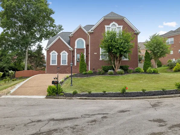 608 Banbury Pl, Brentwood, TN 37027