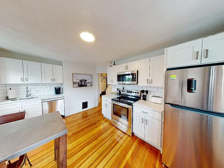 154 Granite St — Photo 18