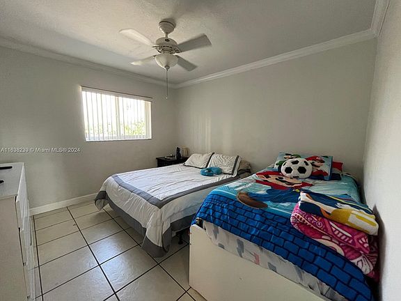 5th image of 890 NW 45th Ave #33