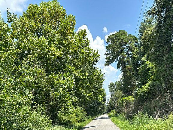 4th image of 1933 Myers Rd